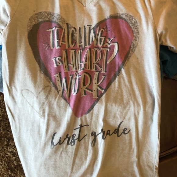 Bella tees - Picture 3 of 6